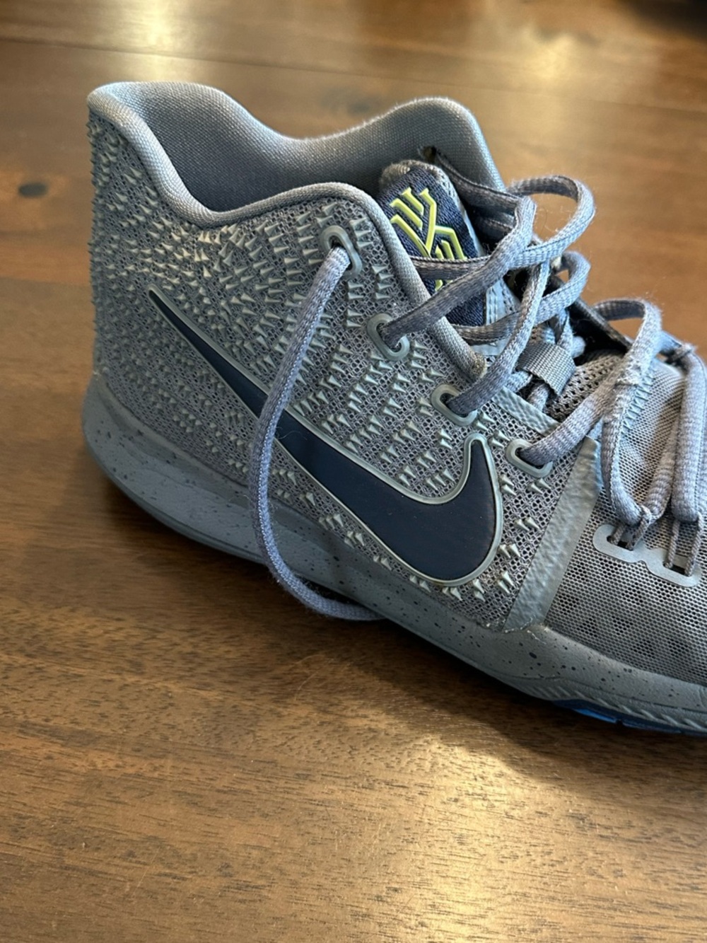 Youth 5Y Boys Sizing Kyrie Irving Nike Basketball Shoes - Cool Grey - Picture 8 of 11